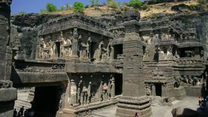 Hey kids!  Care to test your knowledge about Indian temple architecture?  Let us take you through the caves of Ajanta and Ellora and see if this quiz challenge helps you learn about the caves...