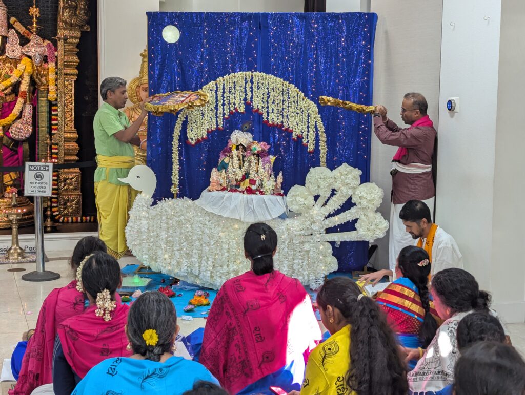 Raasa Poornima Satsang at Sri Aishwarya Srinivasa Perumal Temple, Houston Tx